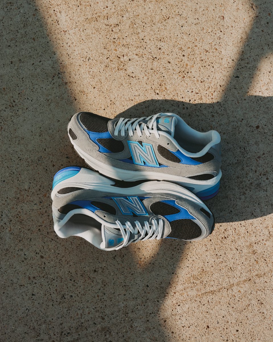 DTLRVILLA's tweet photo. The perfect Family shoe! The #NewBalance 2010 'Summer Steps' is available in-store and online (Full Family Sizes). 

Link to New Balance: https://t.co/p1UaJ2sk9W https://t.co/NWx884IRqS