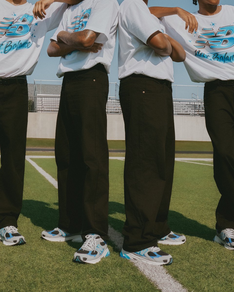 DTLRVILLA's tweet photo. The perfect Family shoe! The #NewBalance 2010 'Summer Steps' is available in-store and online (Full Family Sizes). 

Link to New Balance: https://t.co/p1UaJ2sk9W https://t.co/NWx884IRqS
