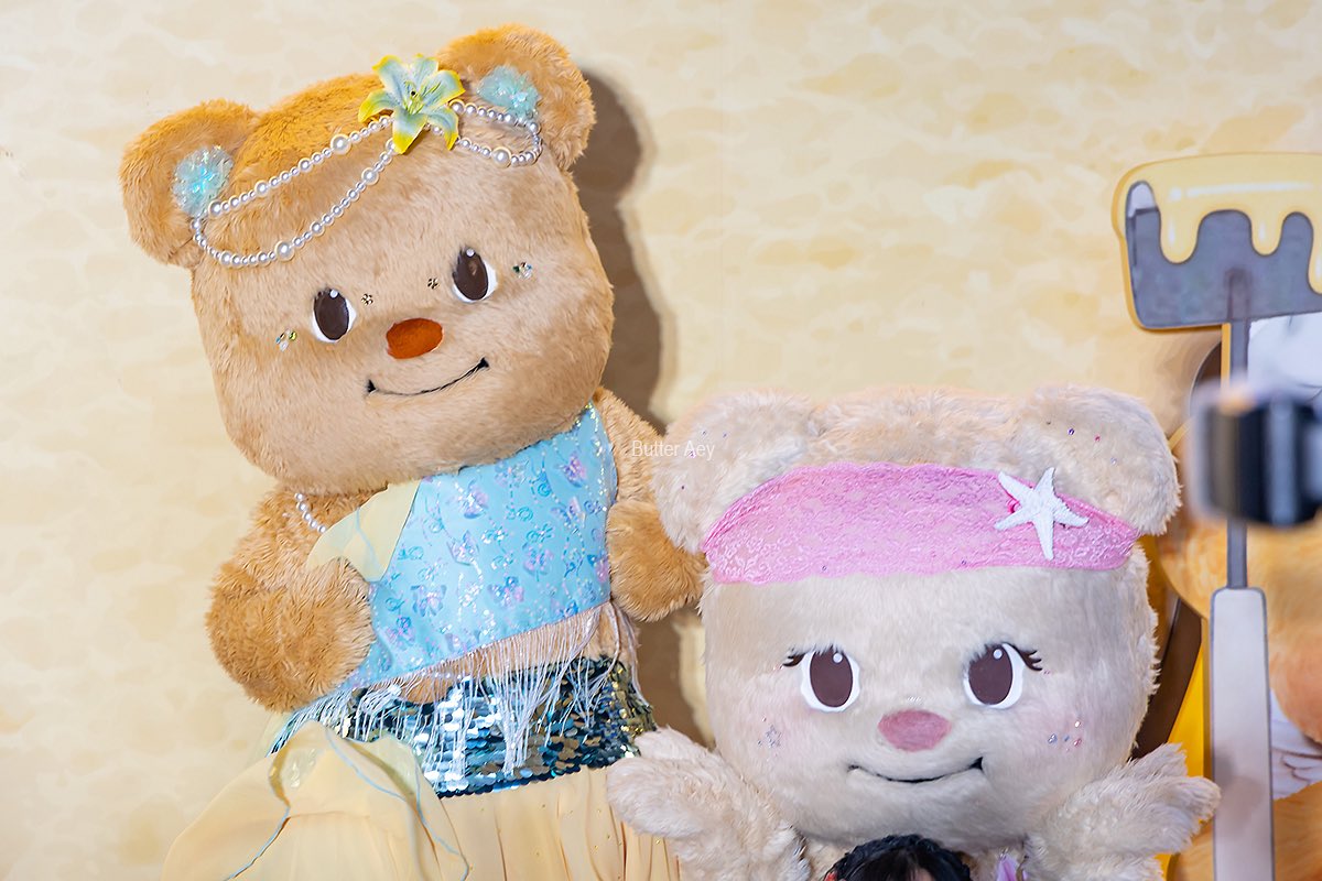 ButterAey's tweet photo. ตอนแรกก็คิดว่าน้องเนยอยู่คนเดียวก็น่ารักแล้ว แต่พอมีพี่เบียงก้ามาอยู่ด้วย ความน่ารัก x2 มากๆ

#Butterbear #Biancabear #ด้อมน้องเนย https://t.co/3Lvdw8w3Rr