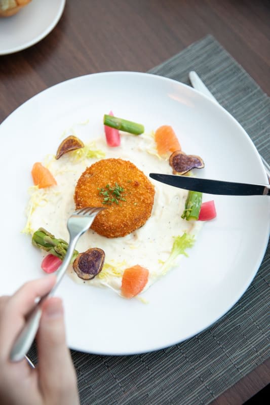 socalthrills's tweet photo. ๐ฟโจ Welcome to Eden, where dining becomes an immersive experience! Eden promises a unique culinary adventure in a stunning setting.
Contact me today to book your cruise and reserve your table for an unforgettable dining experience! ๐๐ณ๏ธ
#worldvia #travelagent #traveltips https://t.co/BkVQ6UGTJS