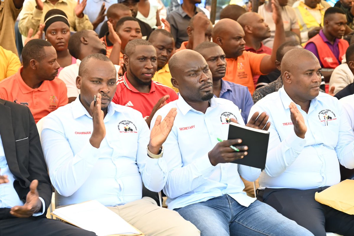 GhetoStructure's tweet photo. Today, Major Emma Kuteesa met with leaders of Bodaboda SACCOs from Kampala, Mukono and Wakiso who benefited from a UGX 100 million presidential support package extended by H.E President Yoweri Museveni. https://t.co/XIwmkMQUne