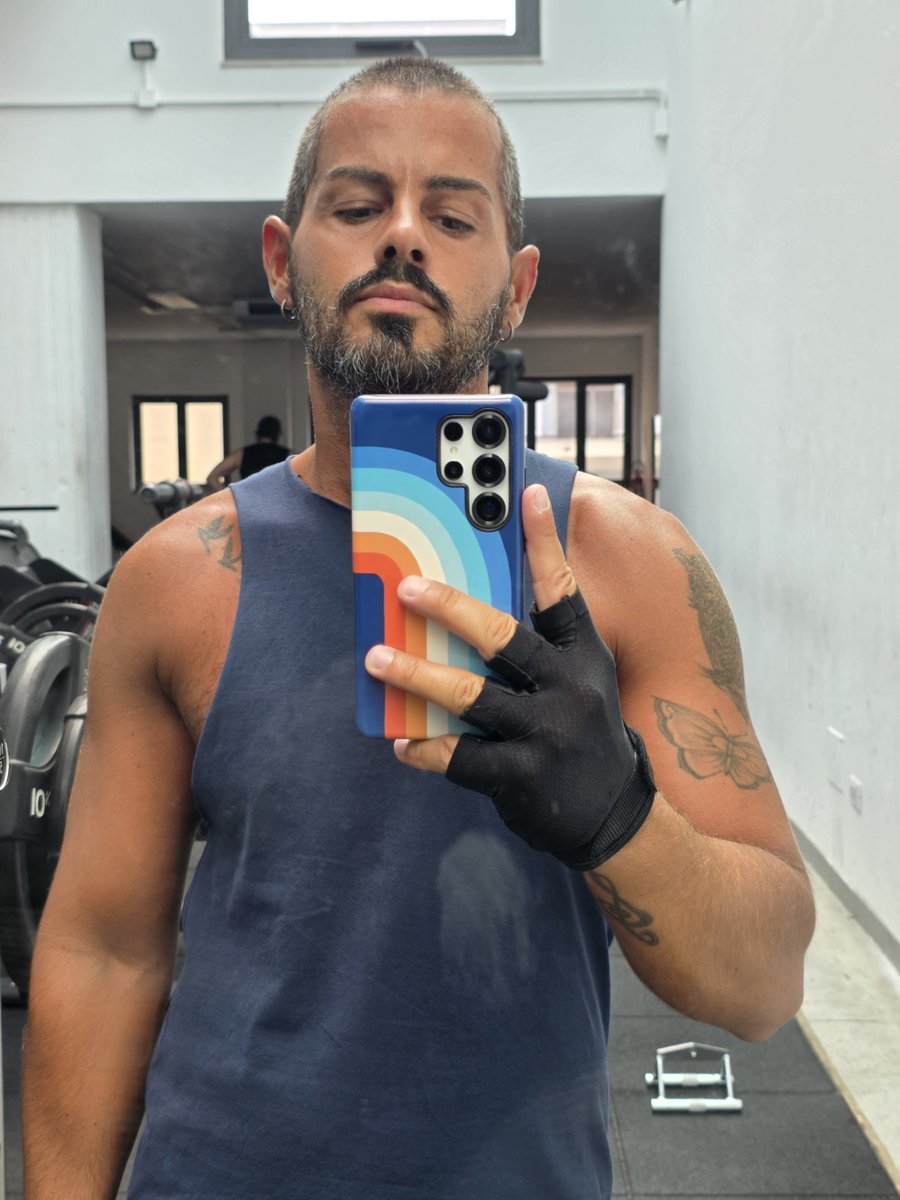DoDoofficial_'s tweet photo. Gym https://t.co/FScMbkhbuw