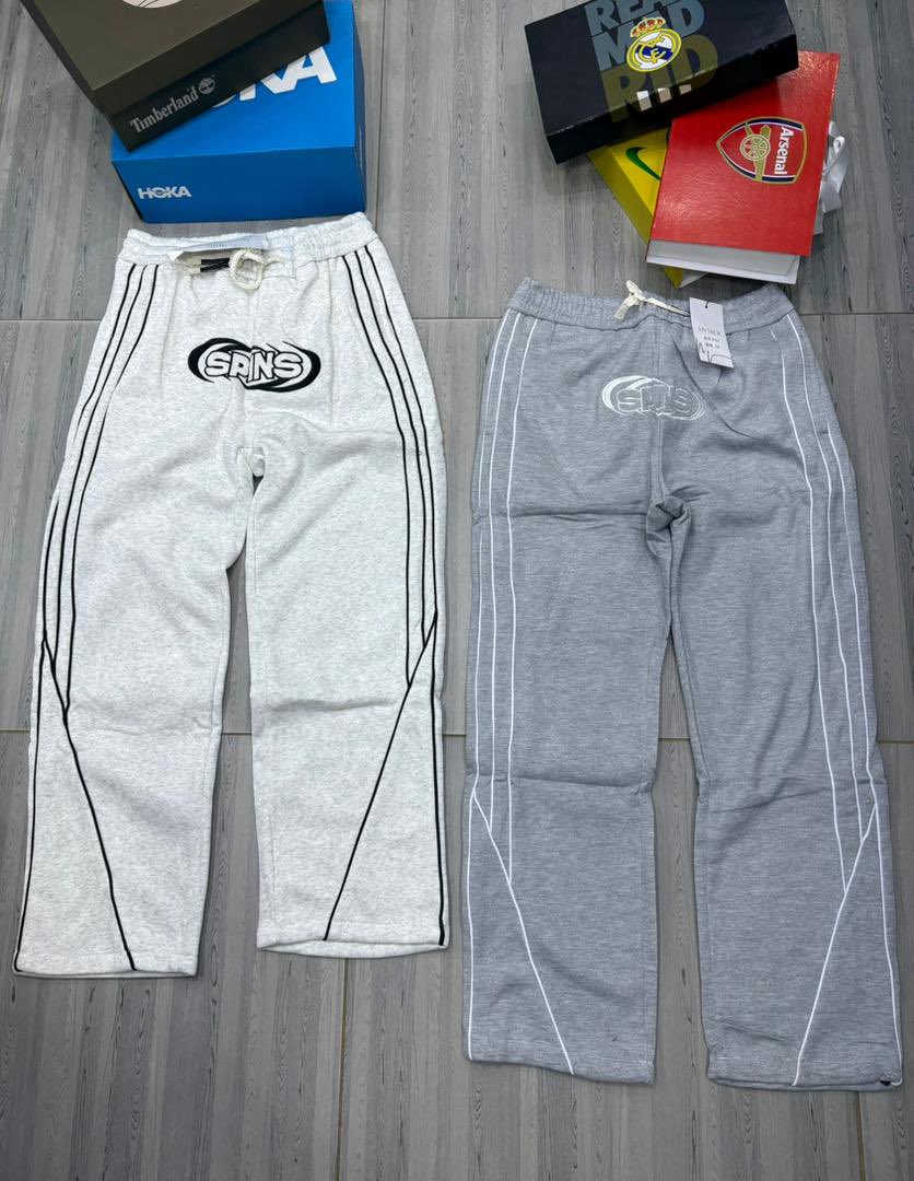 mubarak_jeje's tweet photo. SWEET COMBAT/JOGGERS 🧵🪡

Sizes includes 2xl, 3xl, 4xl &amp; 5xl.

For enquiry or order
📞 +2348146499289

 Price 
🏷️| 17,000 Each!

📦 Nationwide Delivery – Quick &amp; Reliable 🚚 https://t.co/cGxYtbuXWa
