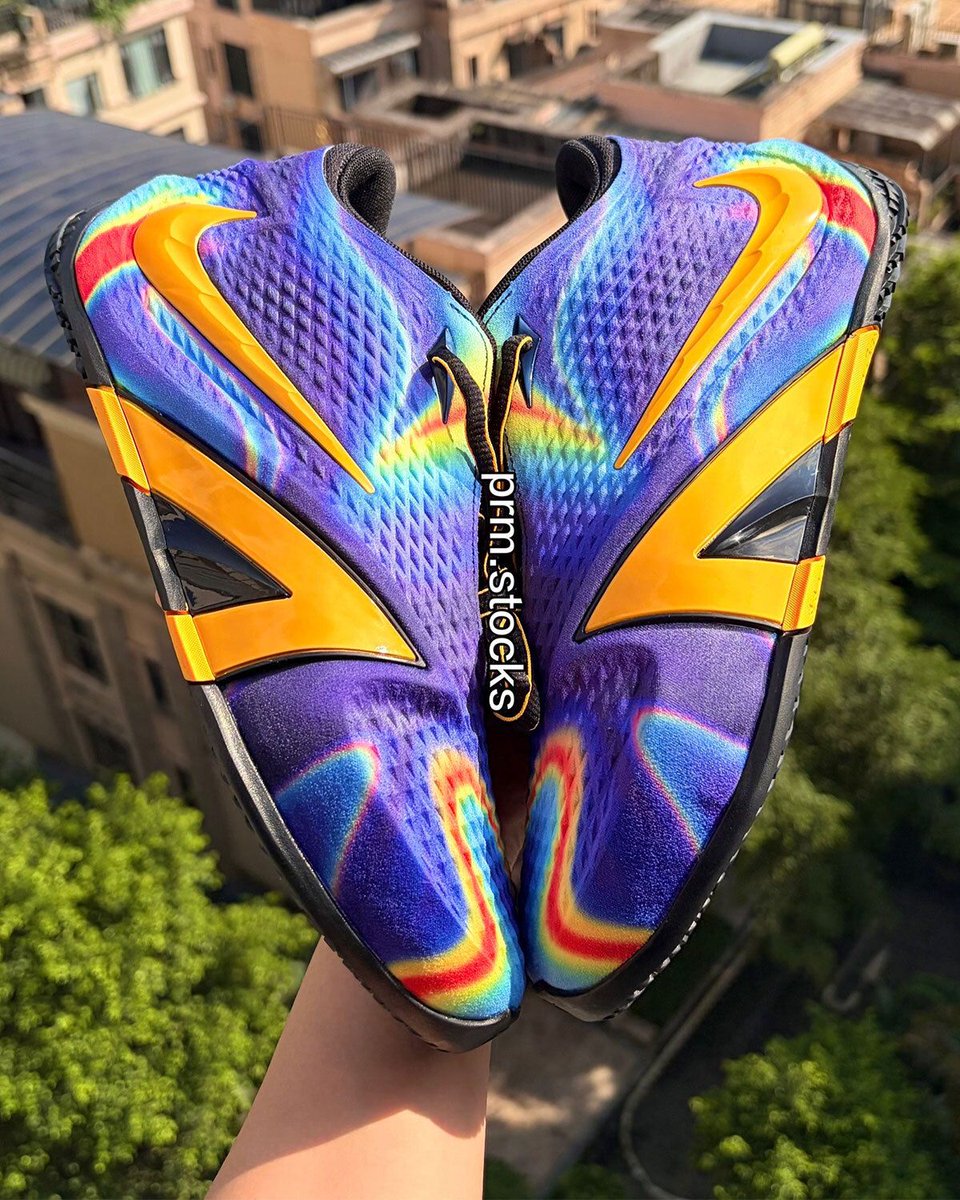 SneakerNews's tweet photo. FIRST LOOK: Nike Ja 4 "Radar" 🌀 
📆 October 4th, 2026 

Get a closer look: https://t.co/HZ340fCH0v https://t.co/tf6FE1uHAG