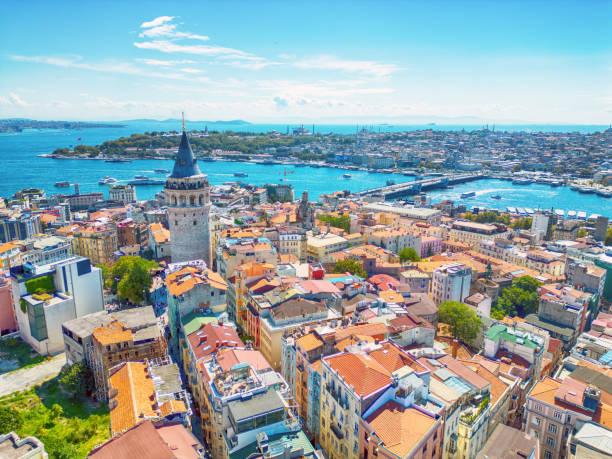 who03232's tweet photo. @91_starman67619 @ripwtephenwurry @Beylerbeyi1231 @praktikiskepsi Beats your shithole of a city, athens https://t.co/LSsNOihjso