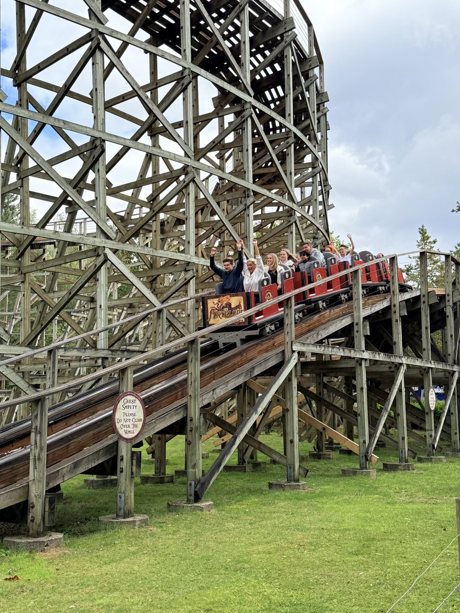 ThemeParkWW's tweet photo. We’ve had a fantastic time at Gulliver’s World in Warrington ✨ 

There’s 13 different rides that George can do at this park and we’ve all had so much fun 🤩 We’ll be spending much more time at the 4 different Gulliver’s theme parks across the next few years! https://t.co/sTPX5HZpnq