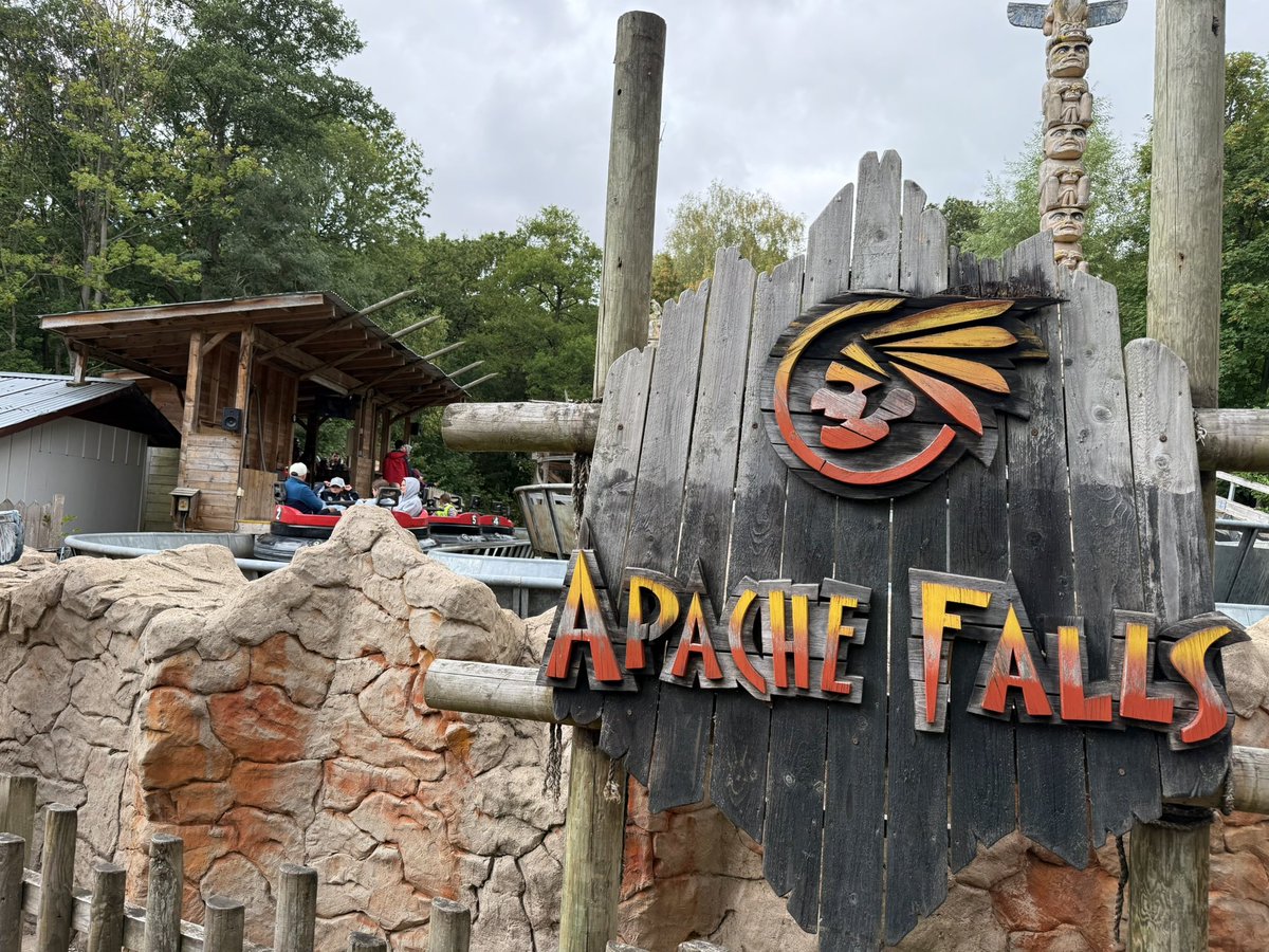 ThemeParkWW's tweet photo. We’ve had a fantastic time at Gulliver’s World in Warrington ✨ 

There’s 13 different rides that George can do at this park and we’ve all had so much fun 🤩 We’ll be spending much more time at the 4 different Gulliver’s theme parks across the next few years! https://t.co/sTPX5HZpnq