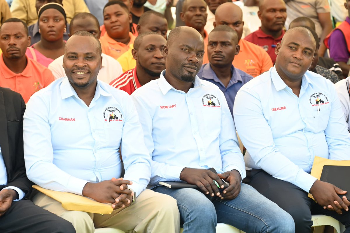 GhetoStructure's tweet photo. He urged the beneficiaries to utilize the funds prudently to ensure the growth and sustainability of their SACCOs, and cautioned that any individual found misusing presidential funds will face arrest and prosecution. https://t.co/pes3EhMZvH