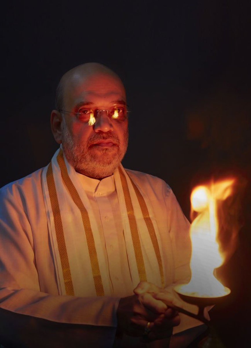 SanatanTalks's tweet photo. Amit Shah is “The best Home Minister” in Indian History.  

🔘 Yes

🔘 No

Be honest please 🙏 https://t.co/xuykJJW0h3