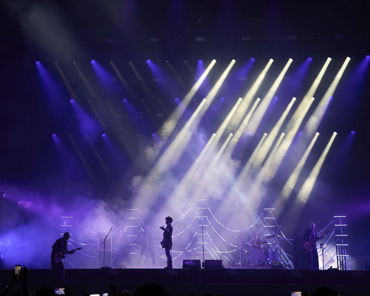 numanofficial's tweet photo. Last show of the tour tonight at Crystal Palace bowl. Thank you to everyone that’s come out to see us over the last few weeks. Some of the best crowds I think we’ve ever had. It’s been a lot of fun. Photos: Joeri Peeters https://t.co/EwC8rFTAp6