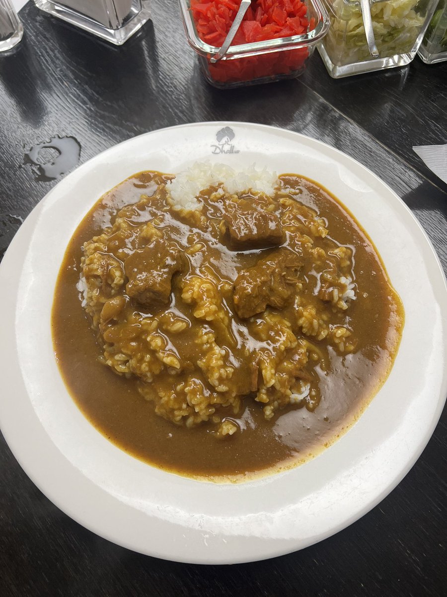 KVvvxx's tweet photo. カレー4枚 https://t.co/qent5wlsOC