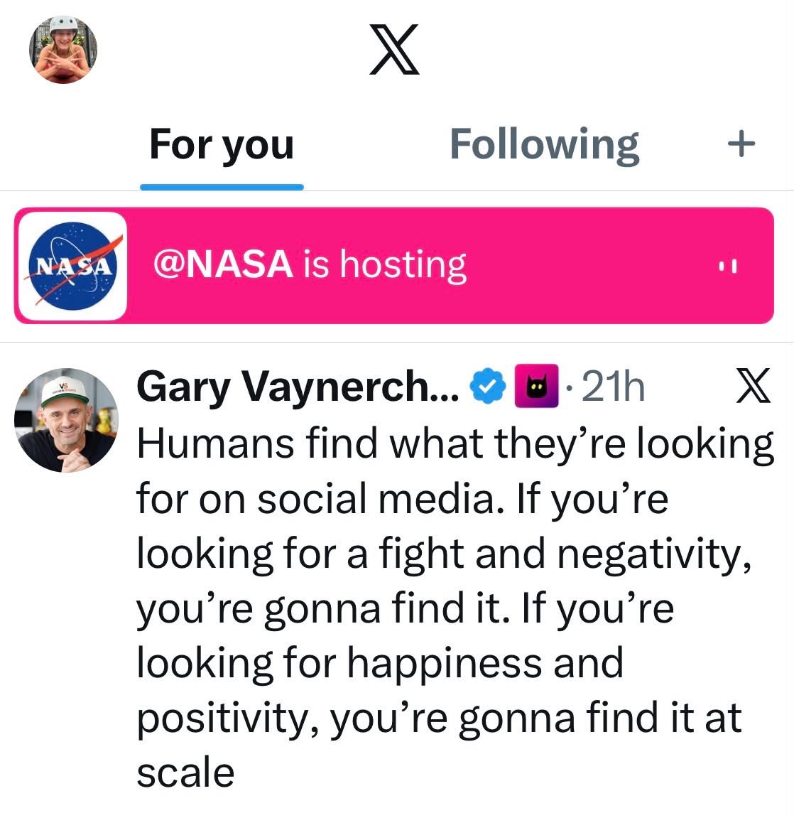 LanzMarja's tweet photo. 💚🛼🤪😍😃🙏

Comic comets strip up street and all performance based fans!

Goodnight 😴 y’all! 
(After the encore finale this is)!

Enjoy your intermission strip!

#justforlaughs #beyourownfestival https://t.co/QXQSn8WbvH