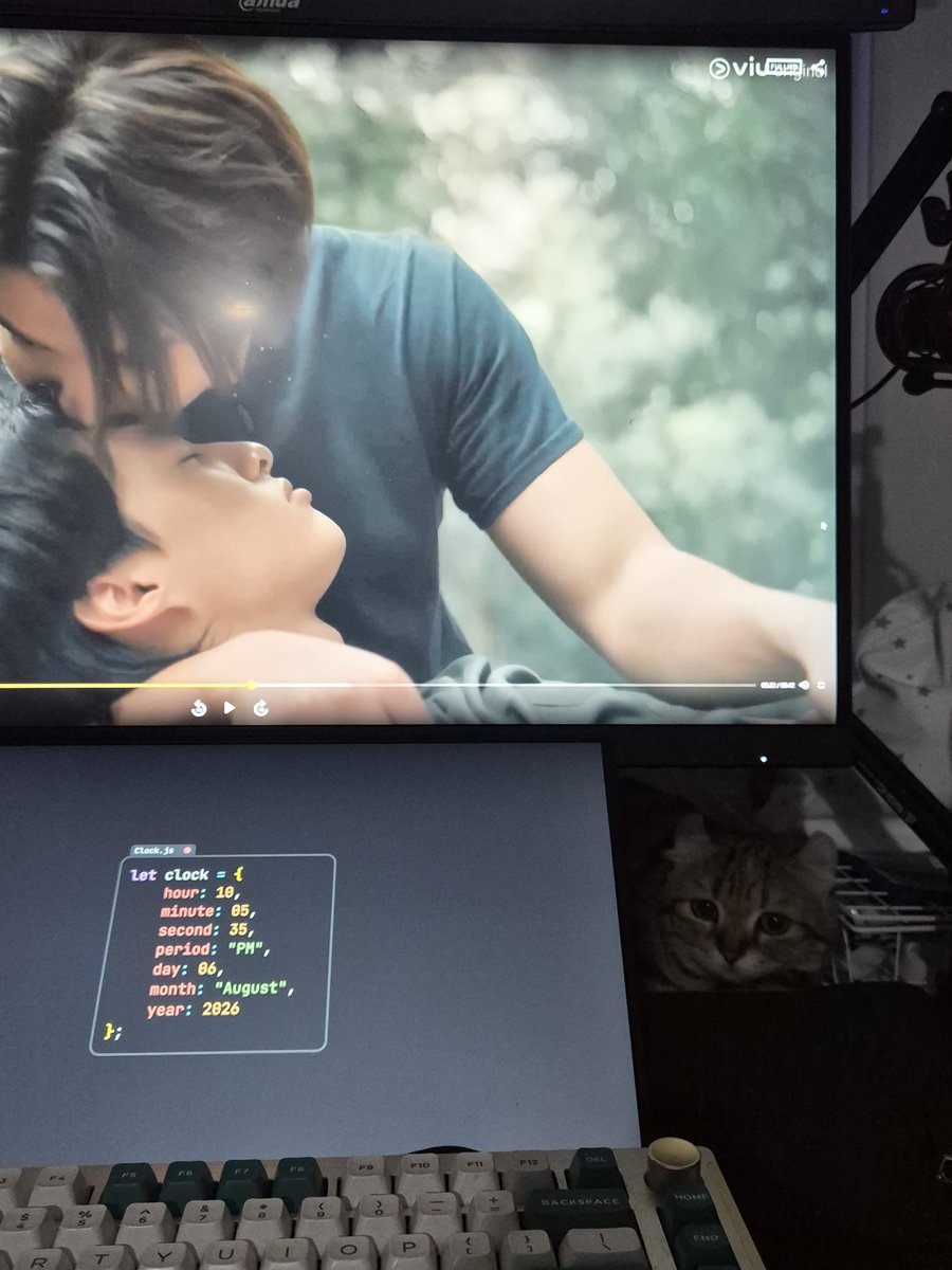 nemonameme's tweet photo. คือในขณะที่กำลังอินละร้องไห้อยู่ แต่หันไปเห็นลูกตัวเอง5555 แม่อินซีรีย์อยู่ลูกก
#WhenLightFadesEP7 https://t.co/ELK8iTw8xn