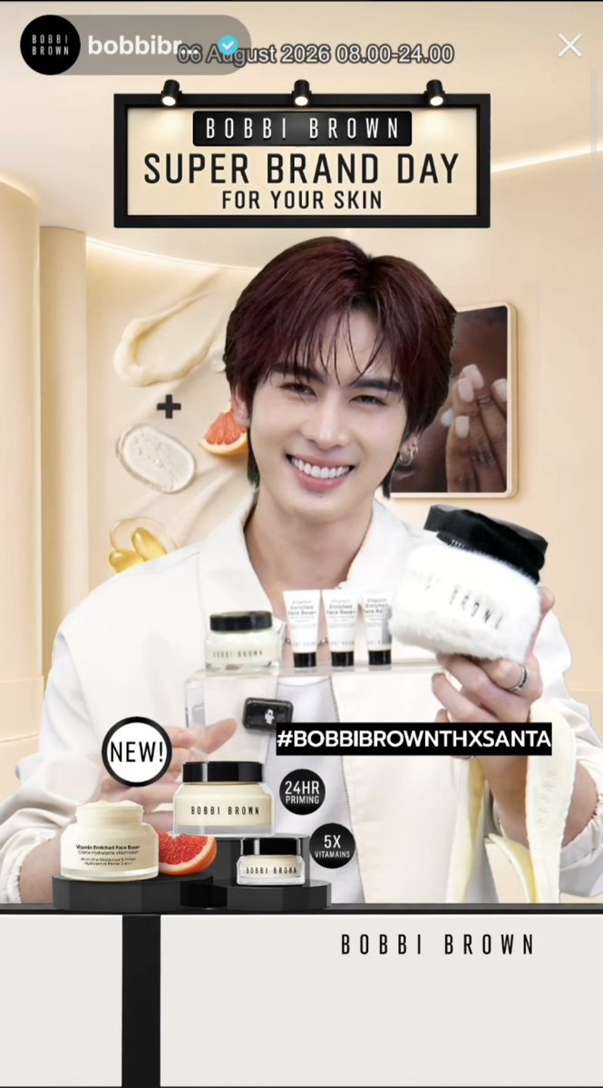 SantaOfficialTH's tweet photo. SANTA VITAMIN ENRICHED
#BobbiBrownTHxSANTA

ขอบคุณ @BobbiBrown_TH ที่ชวนแซนต้ามาร่วมไลฟ์ในวันนี้นะคะ เป็นอีกครั้งที่แซนต้าได้มาสร้างรอยยิ้มกับพี่ Bobbi Brown บรรยากาศตลอดทั้งไลฟ์เต็มไปด้วยความสนุกและเสียงหัวเราะ แซนต้าพลังงานดีตลอดทั้งไลฟ์ คุยสนุก ยิ้มเก่ง แนะนำเพลินจนรู้ตัวอีกทีก็กดตะกร้าซื้อเรียบร้อยแล้ว ขอบคุณที่เอ็นดูแซนต้านะค้า 🙇‍♀️🤍