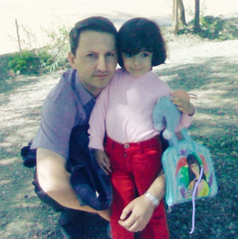 Amandalavan1's tweet photo. Ten years of isolation strips away physical freedom, but anchoring the mind to a core purpose—a loved one, a dream, or the determination to tell one's story—keeps the human spirit unbroken.

Ahmadreza Djalali 🙏🏽

@SwedishPM @MariaStenergard @araghchi @drpezeshkian @kajakallas https://t.co/CIavDiZToh