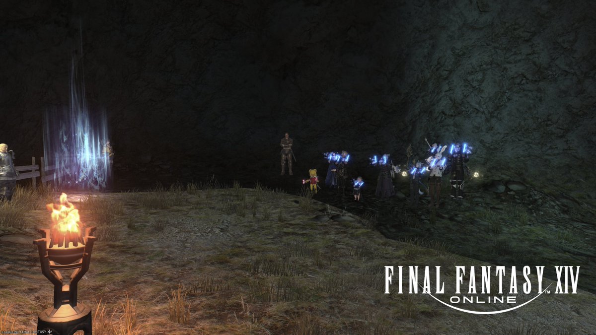 LinaM_FF14's tweet photo. 今日はサスタシャ前で応援してました。
ここ数日で一番人が集まった！ https://t.co/k12NJcZuUu
