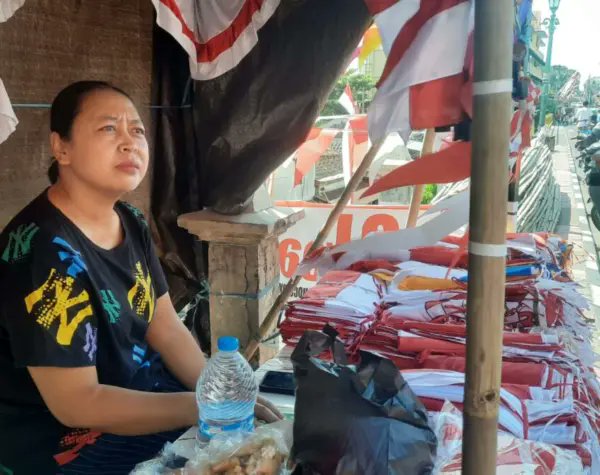 kabarterdepanID's tweet photo. Penjual Bendera Merah Putih di Yogyakarta Pilih Bertahan di Tengah Ekonomi Lesu
#Bendera #Yogyakarta #Ekonomi #UMKM #KabarTerdepan
https://t.co/x1gf2HEi4j https://t.co/r38EdGgjeH