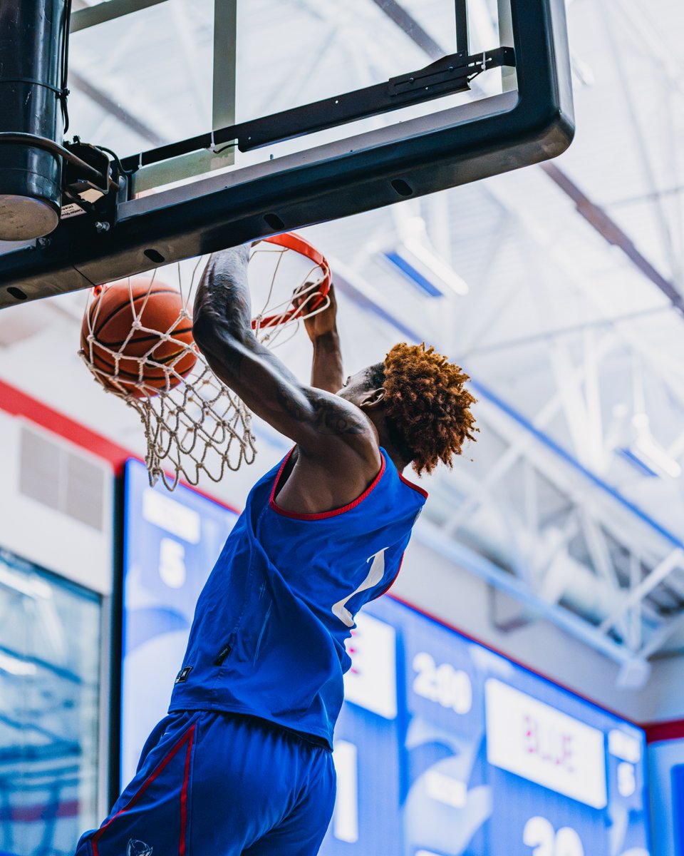 DePaulHoops tweet picture