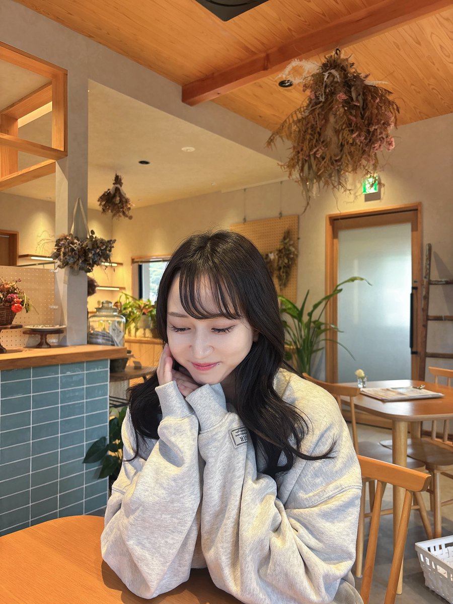 nozomi_umeko's tweet photo. 僕にないものばかりで 出来上がった君だから
君の全部がほしくたって
いけないことなどないでしょう？ https://t.co/7E97vAhSfL