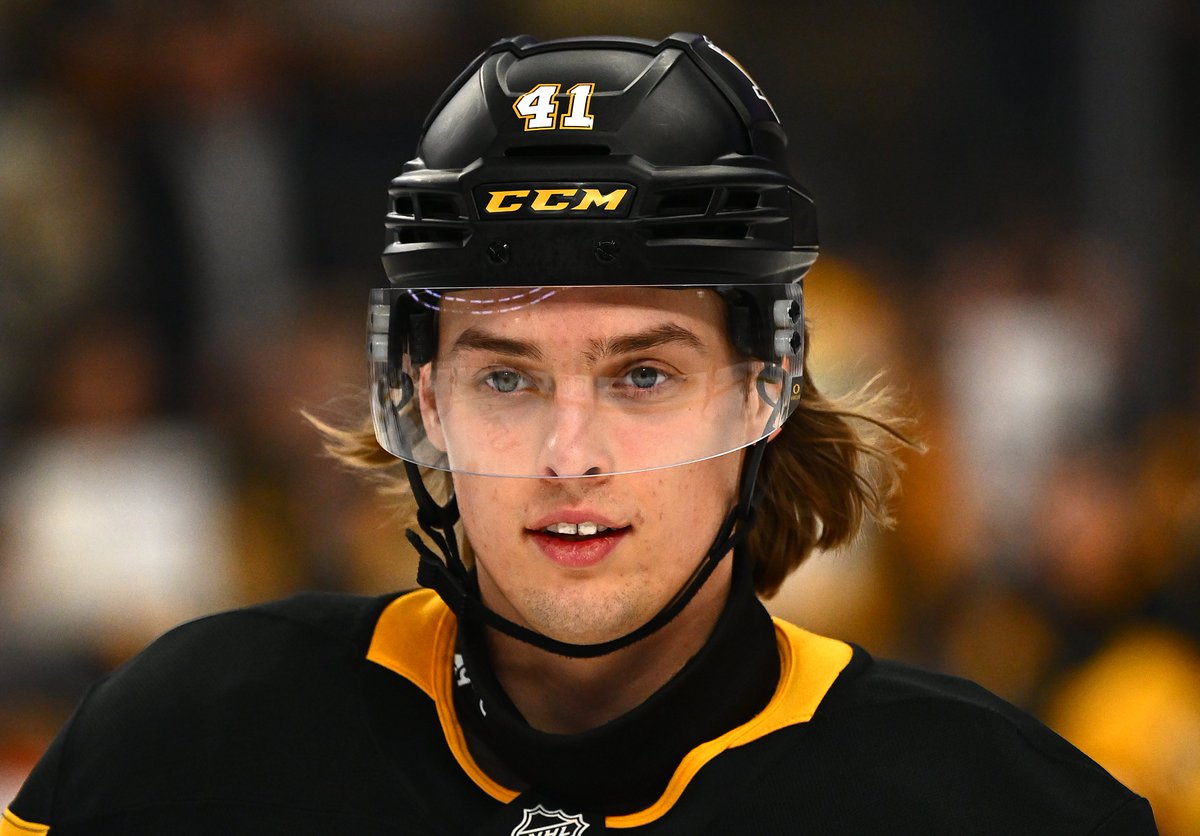 BR_OpenIce's tweet photo. The Penguins have signed Ville Koivunen to a 8 YR $4M AAV contract 💰

The 23 year old had 7P in 39GP this season in the NHL as well as 41P in 34GP in the AHL 👀

He was a part of the Guentzel package back in 2024. https://t.co/OBeodgn2qK