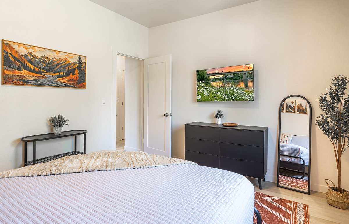 GrantsPassVHome's tweet photo. Some destinations invite you to slow down and enjoy every moment. Grants Pass Vacation Home offers comfort, privacy, and a welcoming atmosphere for families, couples, For more booking details, visit our website.
https://t.co/P4sT0KE8hI
#GrantsPass #OregonVacation https://t.co/ozHe6JL1UQ