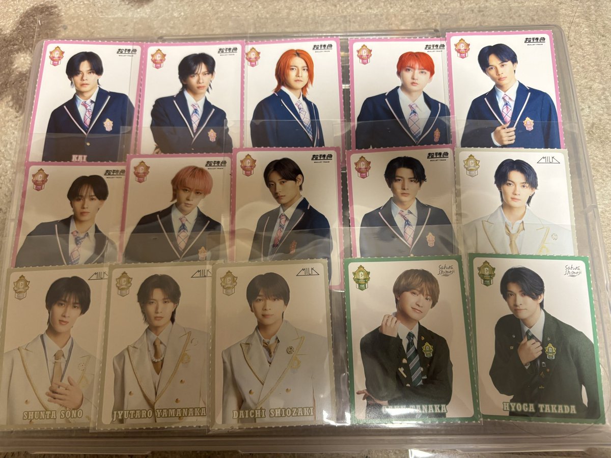 mayu04180918's tweet photo. 日経エンタテインメント　EBiDAN     フォトカード　交換

【求】 SHOOT FUMIYA

【譲】下記画像

郵送でのお取引📮
お心当たりの方はご連絡お待ちしております。
 #EBiDAN交換 #EBiDAN譲 #EBiDAN求 https://t.co/mG6nHWdKYO