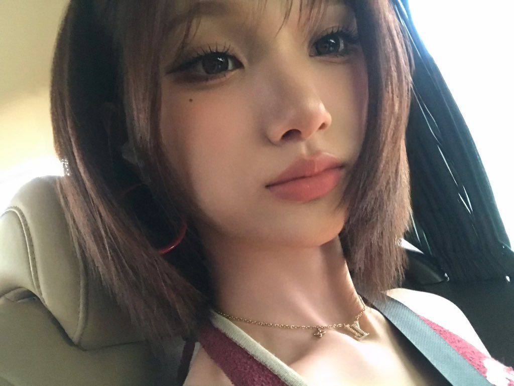 ifeyearchive's tweet photo. [PHOTO] 260806 🦔💭 https://t.co/1YQiOdfm7P