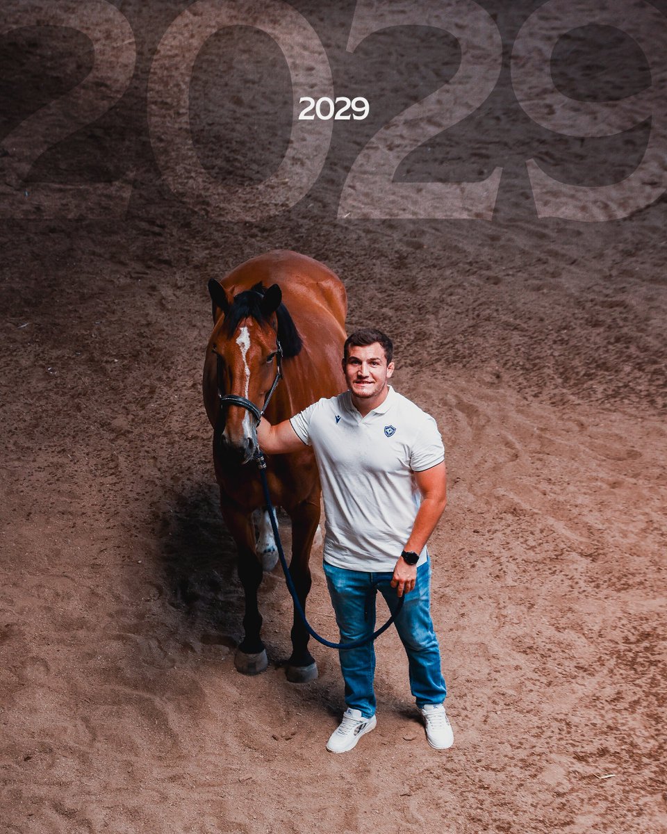 CastresRugby's tweet photo. Loris Zarantonello, Olympien jusqu'en 2029. ✍️
Grâce à son activité et son sens du combat, notre talonneur est un atout précieux pour le collectif.
Nous sommes heureux de pouvoir compter sur Loris jusqu'en 2029. 💙 https://t.co/vMo5gOtGHW