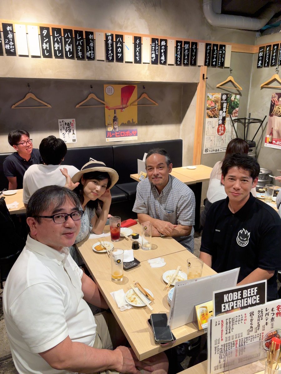 n_toshiya's tweet photo. 『清水美恵 Lovely Music』収録後に打ち上げでした🍻番組を支えてくださる皆様と！いつもありがとうございます😊 https://t.co/gLKC2RpQri