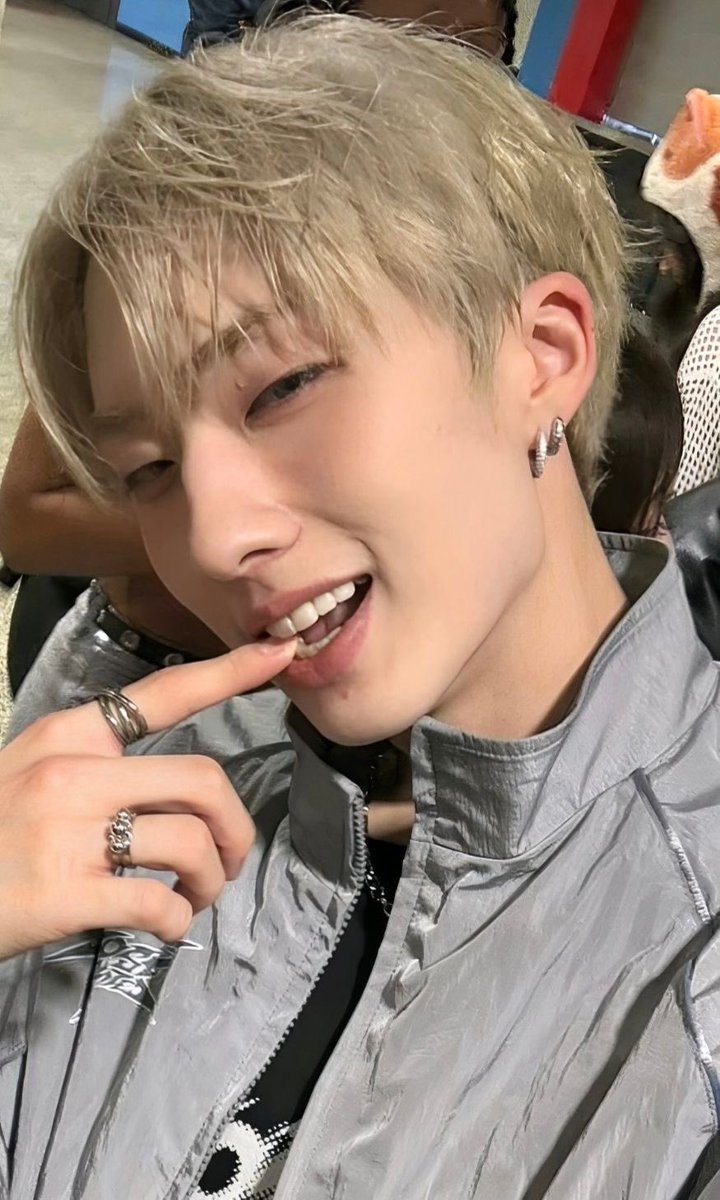 ungmvs's tweet photo. https://t.co/y3axV4qDXF