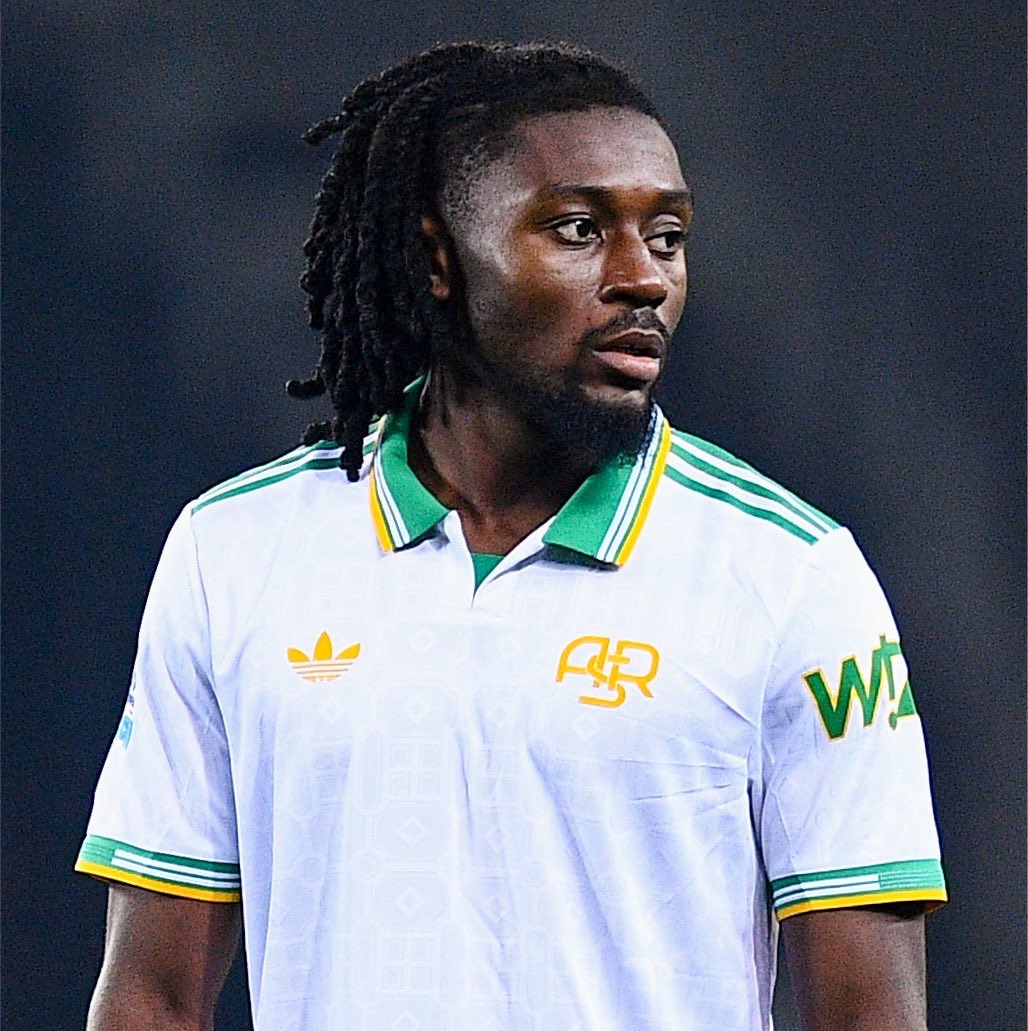 YanitedFever's tweet photo. 🚨 EXCL :

Christopher Vivell was PUSHING to sign Manu Kone from #ASRoma or Mamadou Sangaré from #RCLens.

However Jason Wilcox has BLOCKED those moves, preferring PL names like Tyler Adams and Sander Berge. 

After reassessing with Carrick, #MUFC are now internally CONFLICTED.🌪️ https://t.co/A7UiJjjtAJ