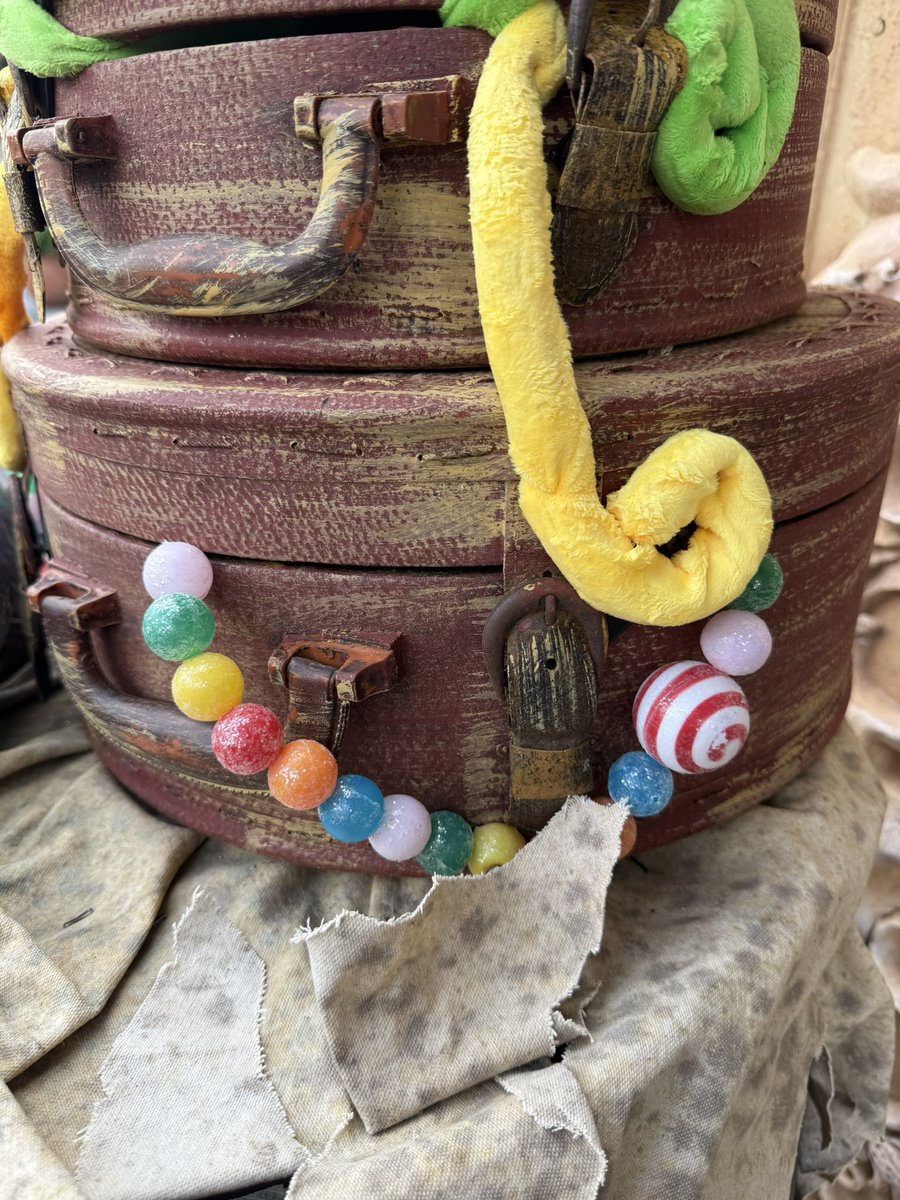 SpeculationMatt's tweet photo. I believe we found the entrance for the HamiKuma meet and greet! There are two barrels full of different candies outside of the Five &amp; Dime! #HHN35 #HHN https://t.co/Sr37naBPAj