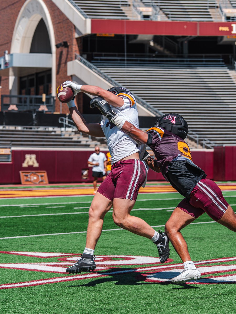 GopherFootball tweet picture