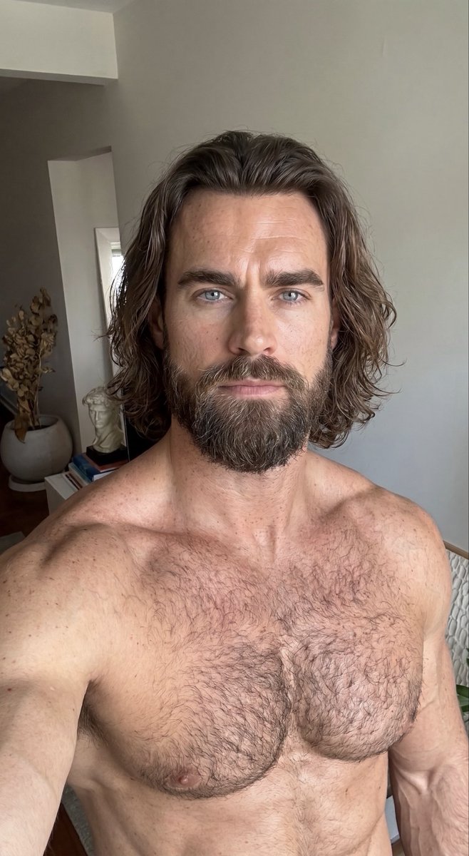 Drewvibes35's tweet photo. Just a thirsty gay https://t.co/nrEaUbsoHv