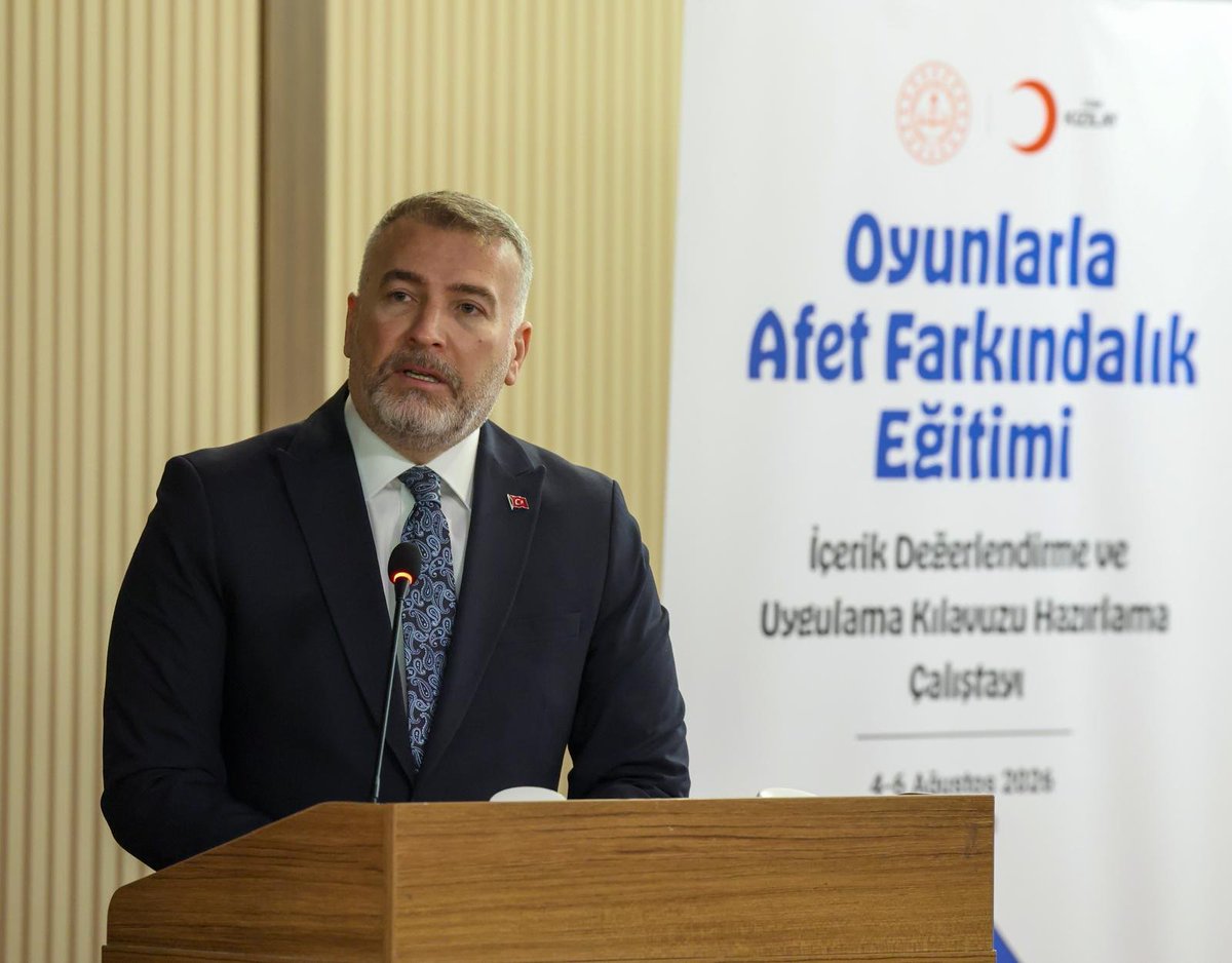 meb_adsp's tweet photo. Başkanlığımız ve Kızılay iş birliğiyle gerçekleştirilen "Oyunlarla Afet Farkındalık Eğitimi İçerik Değerlendirme ve Uygulama Kılavuzu Hazırlama Çalıştayı" Başkent Öğretmenevinde düzenlenmiştir.

@tcmeb @Yusuf__Tekin @bilalmacit
@MetinTayarer https://t.co/Djy7SDP4AG