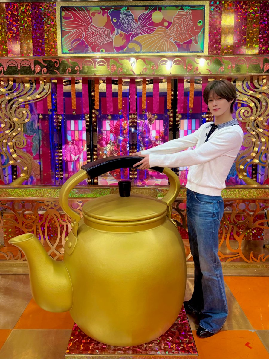 andTEAMofficial's tweet photo. [#今日のandTEAM] 260807
日本テレビ系『沸騰ワード10』

#沸騰ワード10
#andTEAM #エンティーム #K
#K_ブルーロック公開初日 #ブルーロック #エゴい https://t.co/ziNF96Zk1s