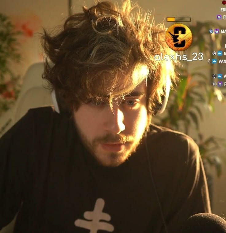richasstuff's tweet photo. pra ser justo 
cellbit as 17hrs // cellbit as 00hrs https://t.co/ENNABtEquf