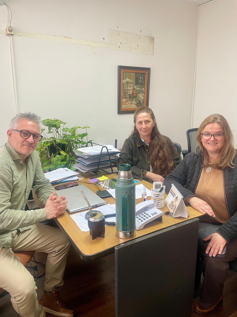 CarolAviaga's tweet photo. LAVALLEJA en JAKE, acciones erróneas del Ejecutivo Departamental han desatado un caos.
La NO renovación de más de 400 contratos anuales, está generando un clima de angustia en la gente.
La Bancada de Ediles Blancos apostando al dialogo solicitó reunión al Intendente. @PNACIONAL https://t.co/XpmXPFuLmK