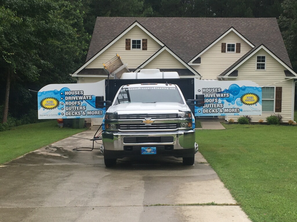 Big_Moose_'s tweet photo. When you’re getting your property ready for the busy☀️summer season, the best way to do it is with💦pressure washing. You want your surfaces to be sparkling and ready for whatever plans come your way.👉Click here to learn more: https://t.co/eFdKrVd8do https://t.co/lgFpiTeqwg