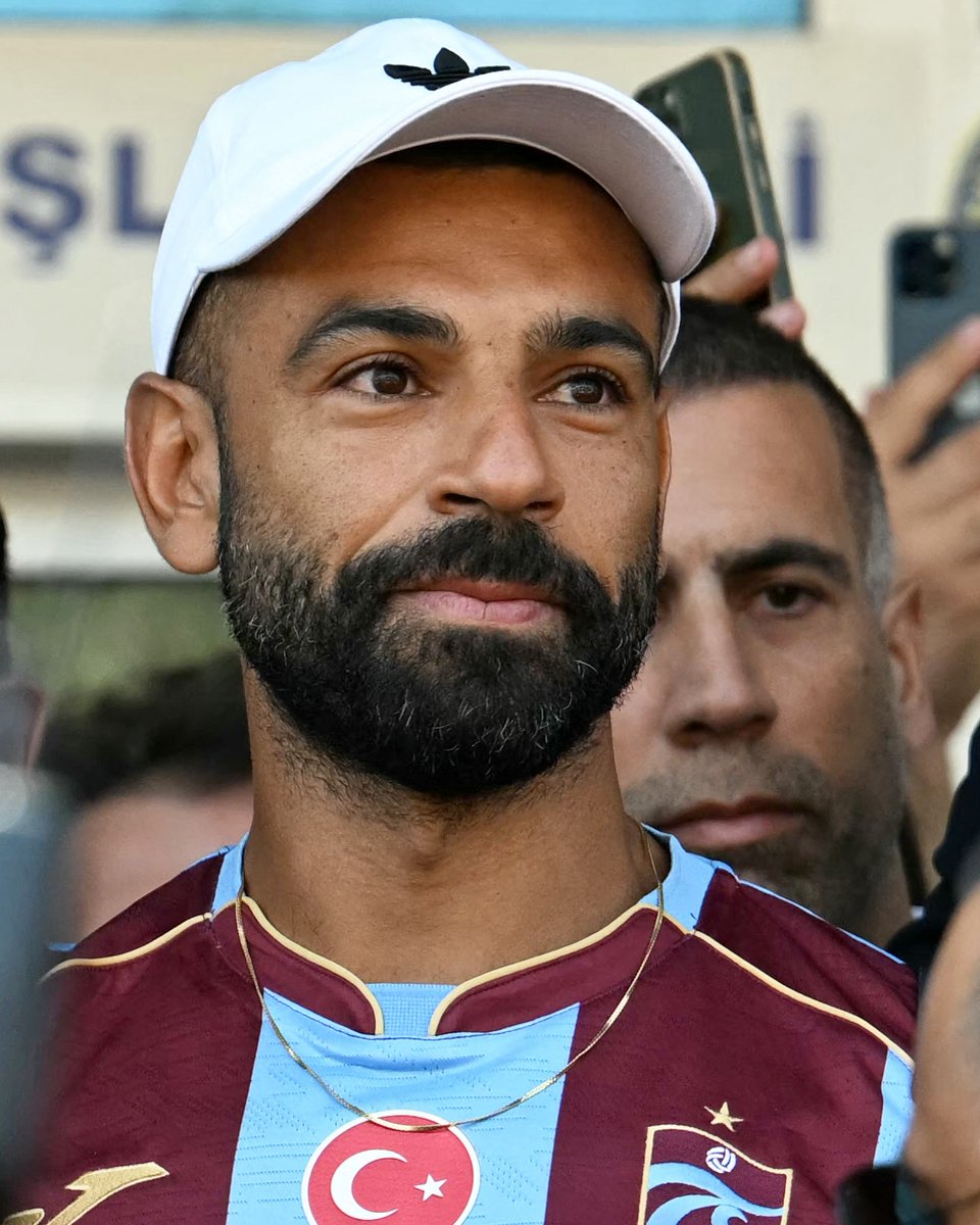 EuropaLeague's tweet photo. New Trabzonspor signing Mohamed Salah ❤️💙

#UEL https://t.co/YhJNDxwIGD