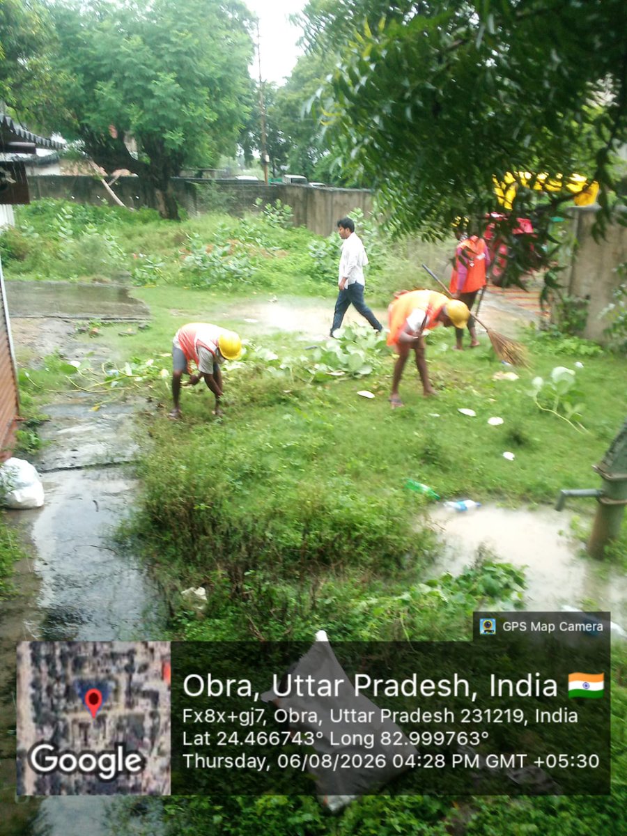 npobraa's tweet photo. संचारी रोग स्वच्छता अभियान 
@aksharmaBharat @DmSonbhadra @SBM_UP  @NagarVikas_UP @dpmson https://t.co/9BMBxxccVG