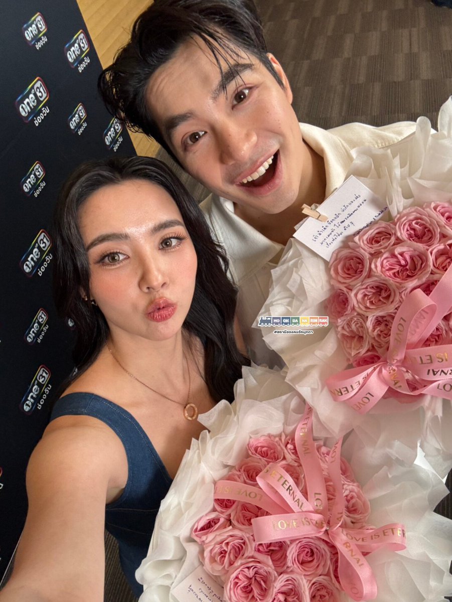 mookdastation's tweet photo. จบลงแล้วกับซีรีส์ #ติวเธอร์ที่รัก 🥹🤍

ขอบคุณทางช่องวัน ทีมงาน และนักแสดงทุกคนที่ร่วมกันสร้างซีรีส์ดีๆ เรื่องนี้ขึ้นมา ขอบคุณแฟนคลับทุกบ้านที่ช่วยกันปั่น X และคอยซัพพอร์ตกันมาตลอด สุดท้ายนี้ ขอบคุณมุกดาที่รับบท "เอวา" ได้อย่างยอดเยี่ยม ถ่ายทอดทุกอารมณ์ออกมาได้อย่างเป็นธรรมชาติ🫶🏻 https://t.co/QCks81KTMP