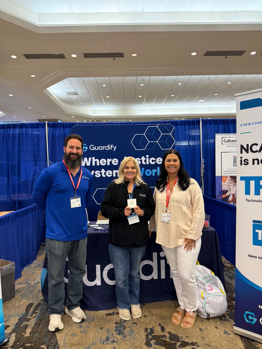 GetGuardify's tweet photo. What our day 3 at the Crimes Against Children conference looked like! Congratulations to our raffle winner, Kerri from the Pampa Police Department in Texas! 🎉 https://t.co/QVayHFJaK5