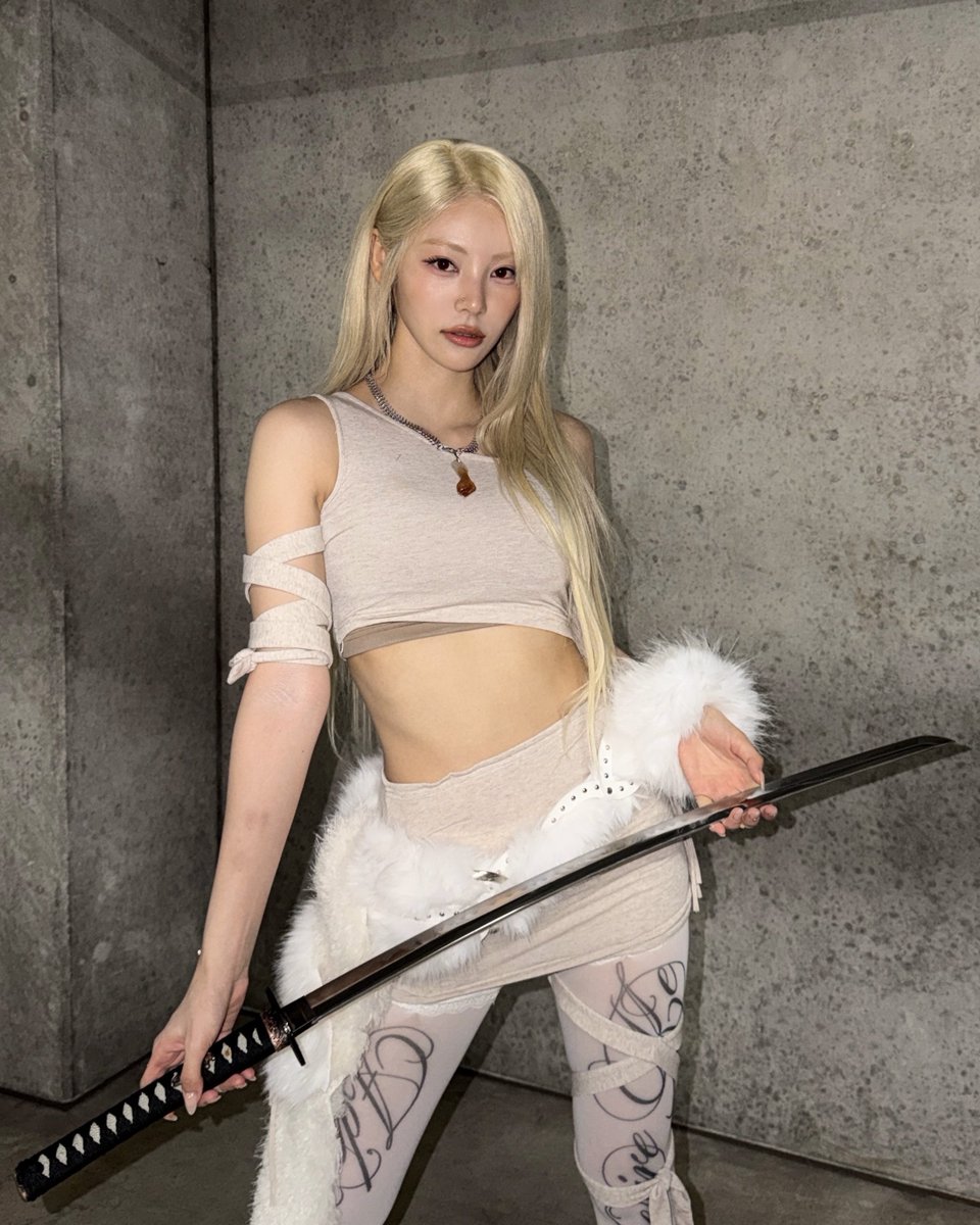 JSL00KS's tweet photo. KATANA JINSOUL https://t.co/TPmTaY6NBl
