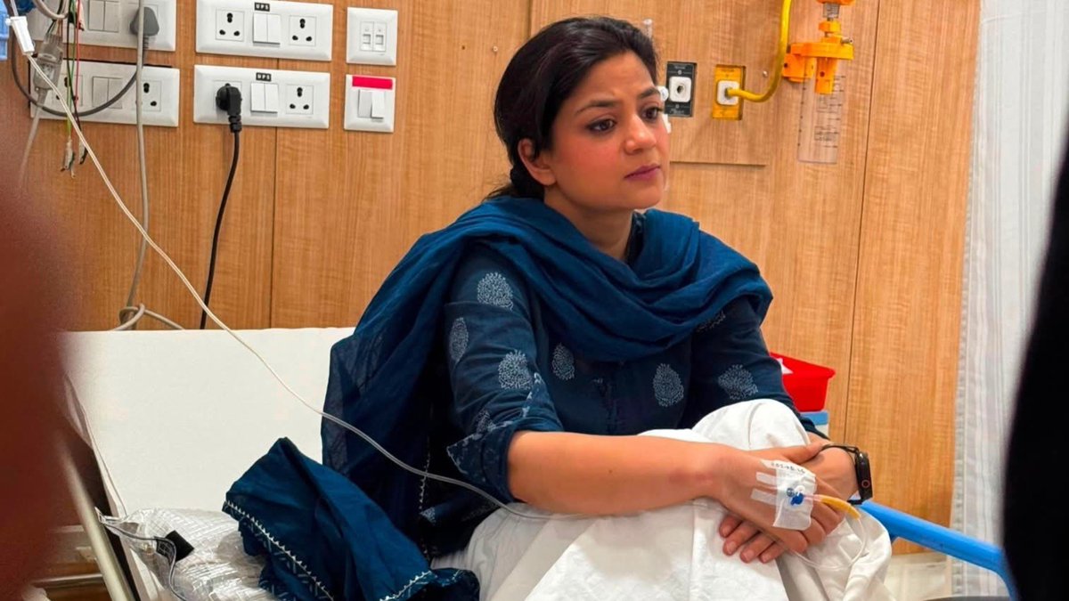 bonipan's tweet photo. Bollywood hospitals are more transparent than some real ones.

In films, doctors rush out with a medical bulletin the moment a VIP is admitted. Here, Iltija Mufti is reportedly hospitalized while also being summoned by the police, yet there isn't even a simple official health update.

One medical bulletin could end the speculation. Silence only fuels more questions. 🤔🤔🤔🤔🤔