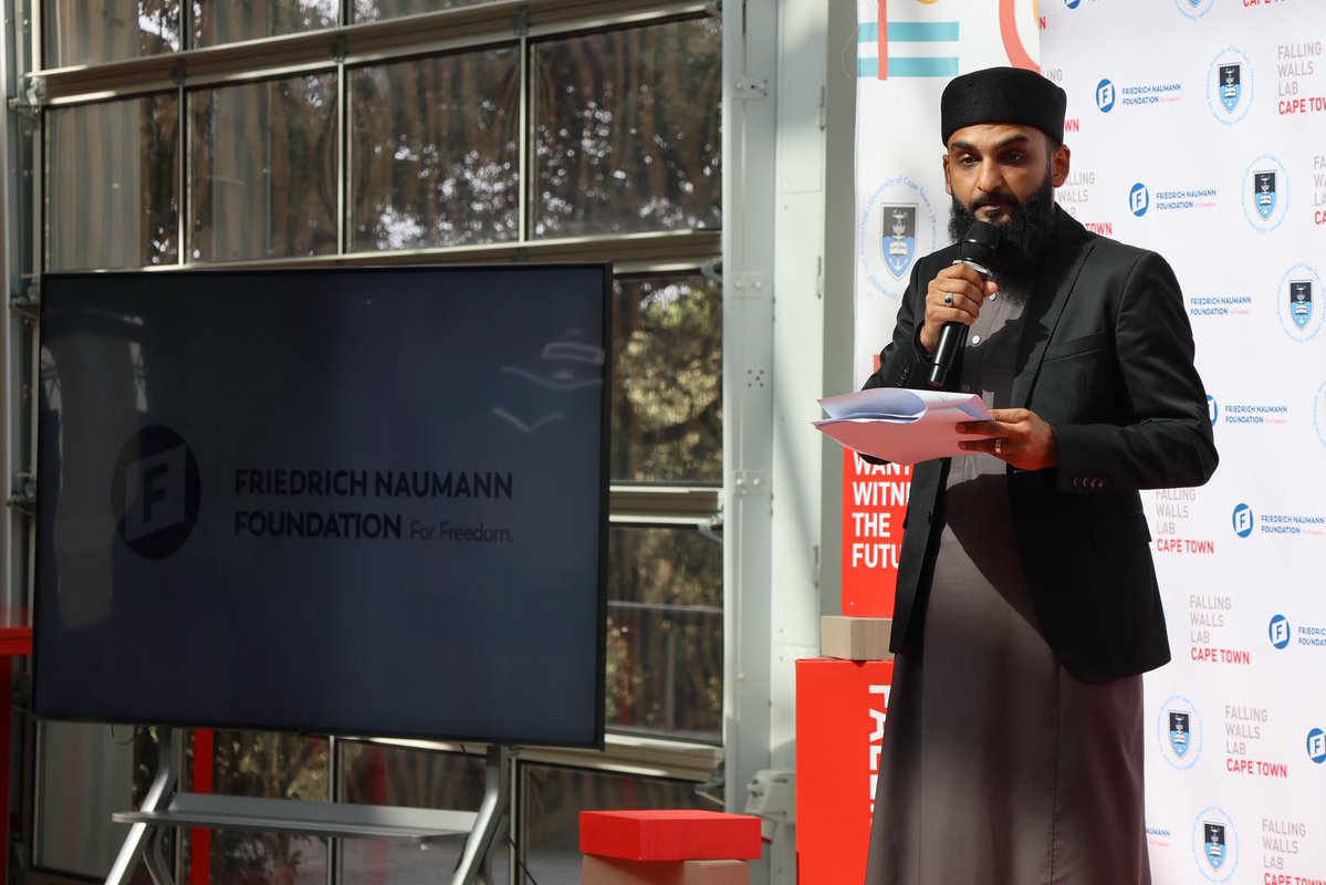 HigherEduGovZA's tweet photo. Addressing finalists and delegates at #FallingWallsLabSA2026, Deputy Minister @YusufCassim reaffirmed that South Africa’s universities are engines of innovation, entrepreneurship and inclusive economic growth.
#HigherEducation #Research #Entrepreneurship #Innovation #DHET https://t.co/N9FYPsZJNk
