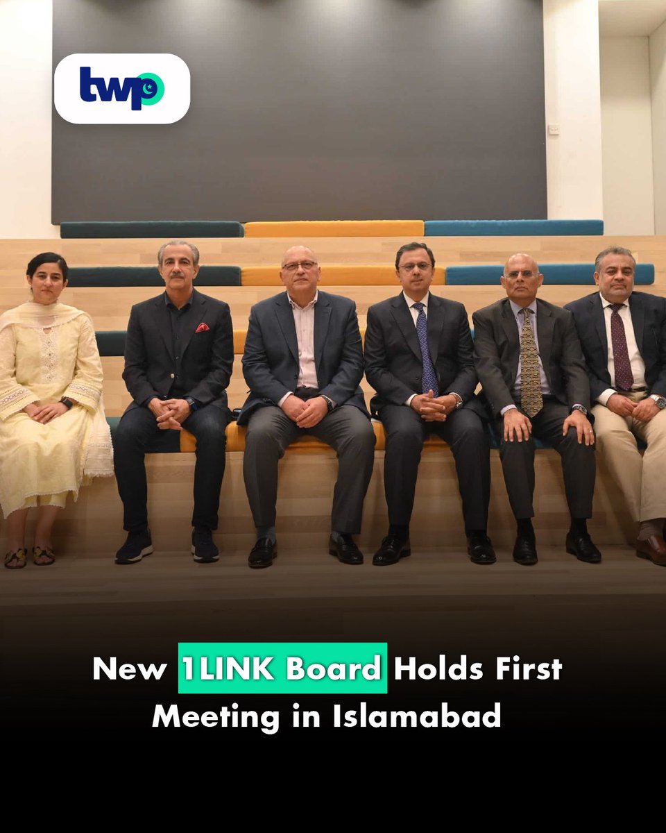 WeeklyPakistan's tweet photo. 1LINK has welcomed its new Board of Directors. Atif Bajwa of Bank Alfalah is the new Chairman.

The Board includes leaders from HBL, Faysal Bank, Allied Bank and NBP. Over 450 employees met the Board at a Town Hall. https://t.co/LO0iJgxuog
