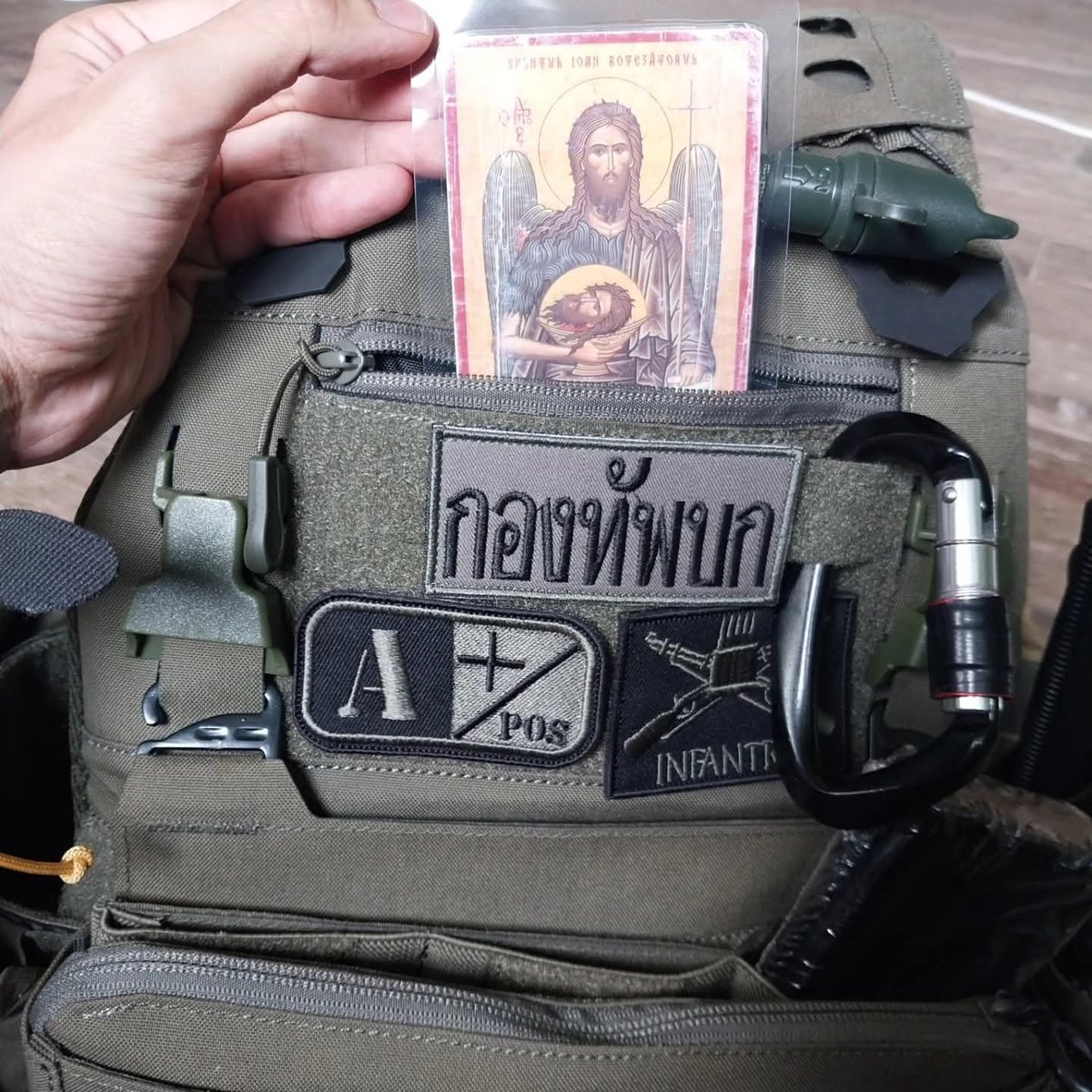 ArmataAPU's tweet photo. Kit of a Gen Z Thai soldier who fought in the December 2025 clashes with the opposing side. https://t.co/bydIRTdeyT