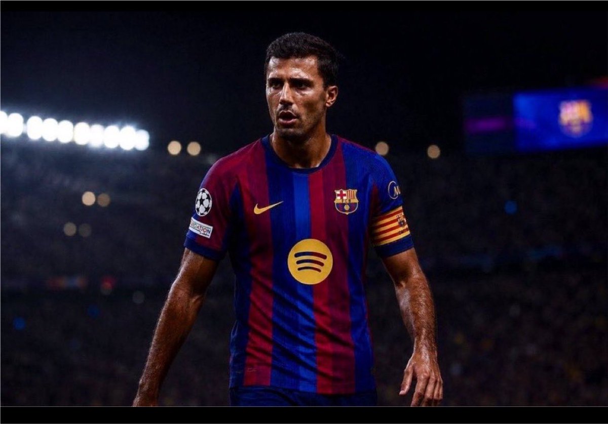 abade4455's tweet photo. @realmadrid بطل العالم برشلوني https://t.co/kfIhHrOwM6