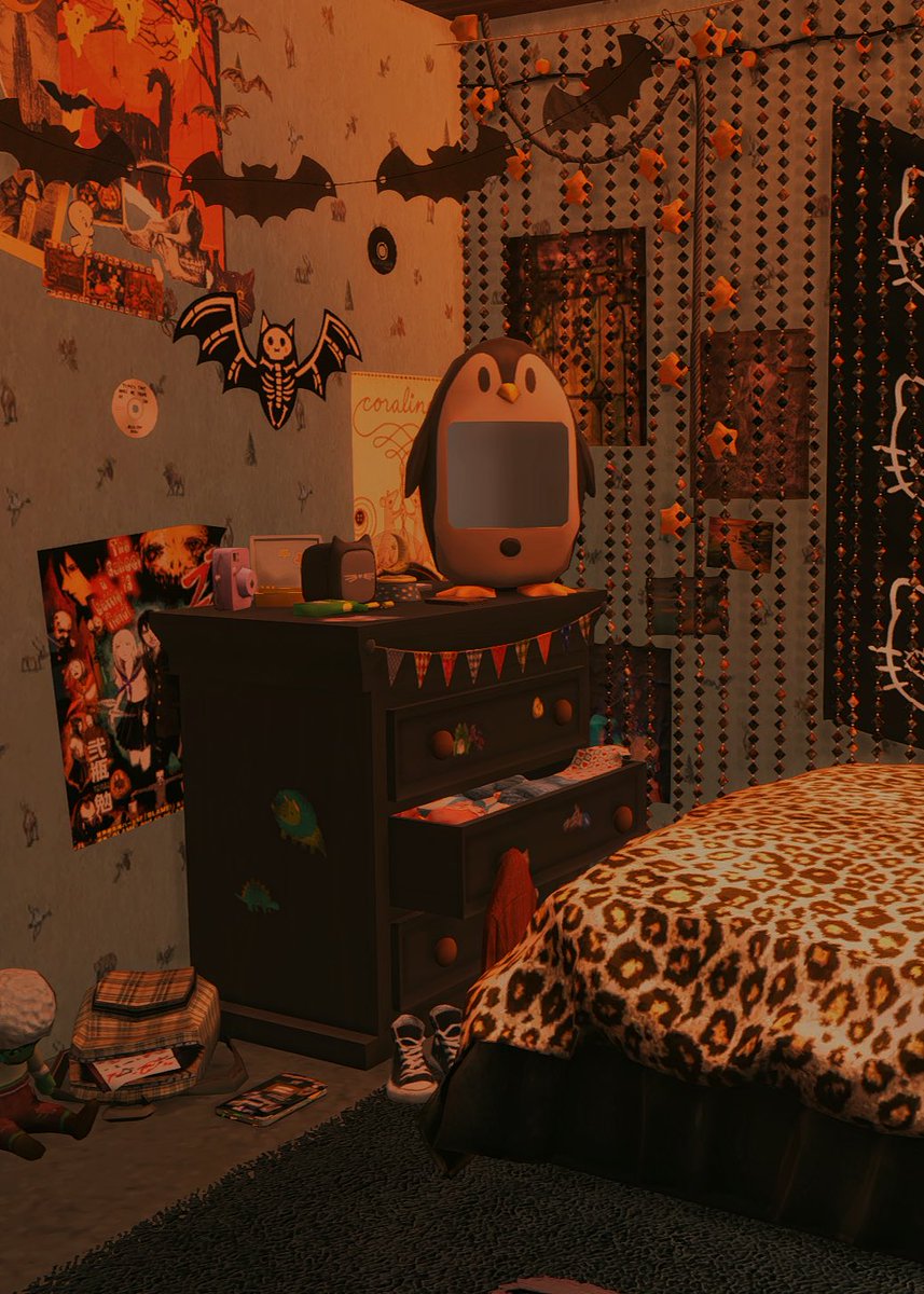tiredfroggiesim's tweet photo. Solene’s bedroom is one of my favs :) https://t.co/uEycbpbqKa